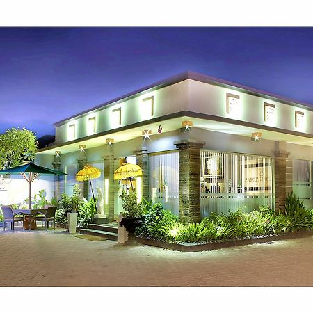 The Banyumas Villa Denpasar Exterior foto