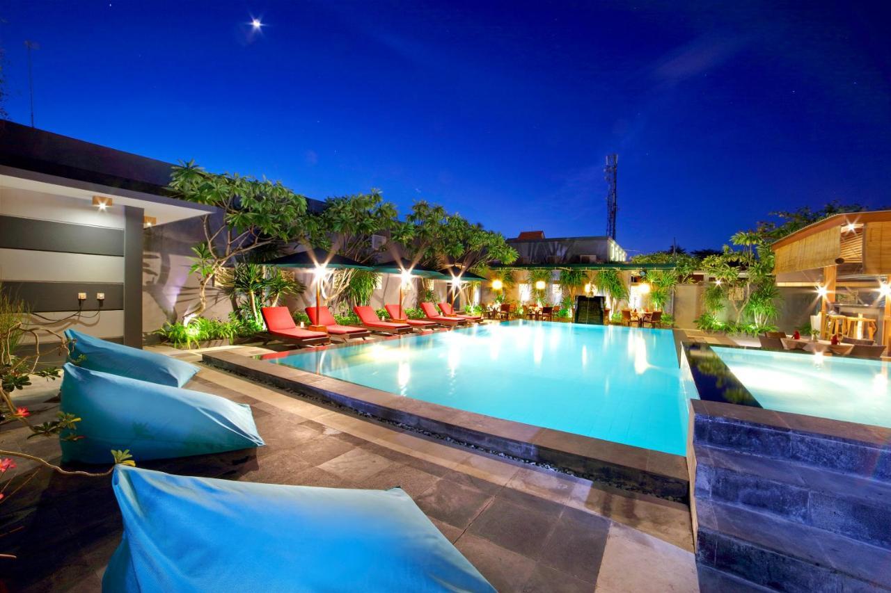 The Banyumas Villa Denpasar Exterior foto