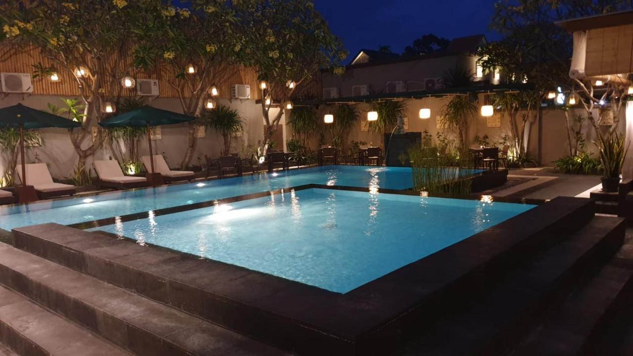 The Banyumas Villa Denpasar Exterior foto