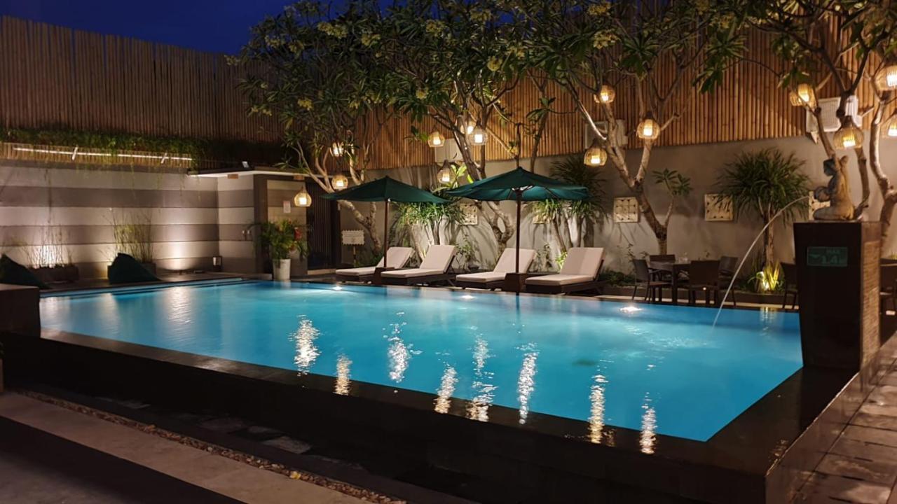 The Banyumas Villa Denpasar Exterior foto